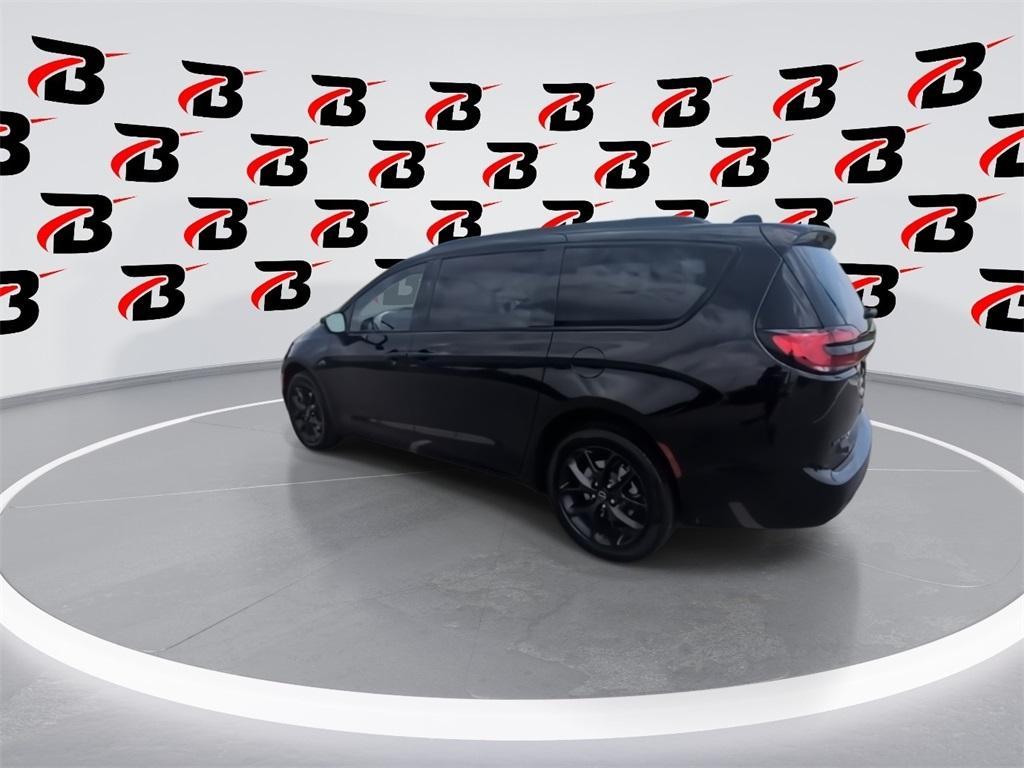 new 2026 Chrysler Pacifica car, priced at $50,182