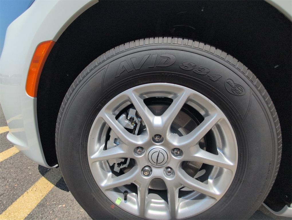 new 2025 Chrysler Pacifica car, priced at $39,389