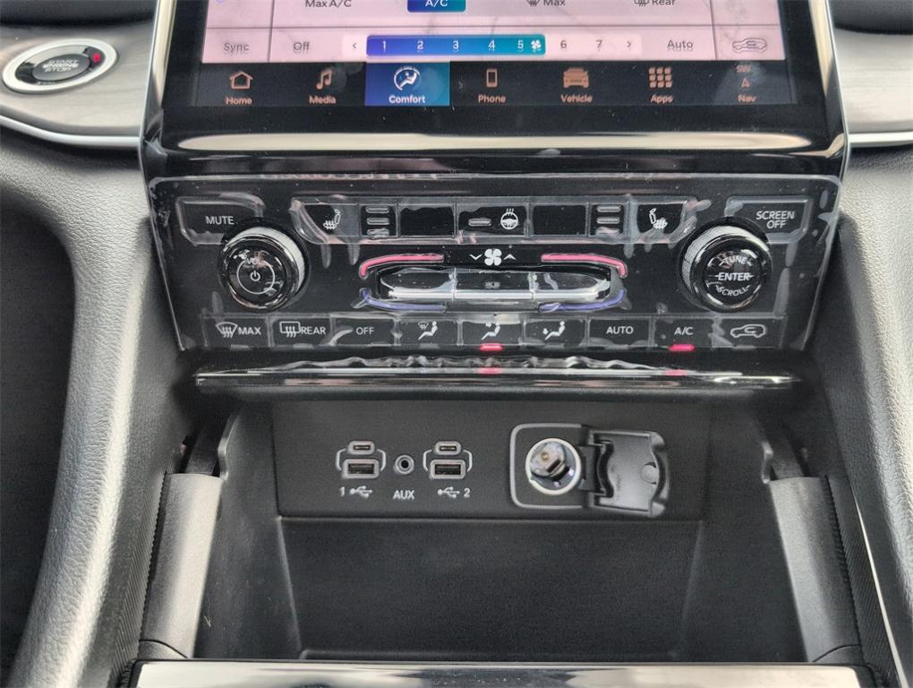 new 2025 Jeep Grand Cherokee car, priced at $41,788
