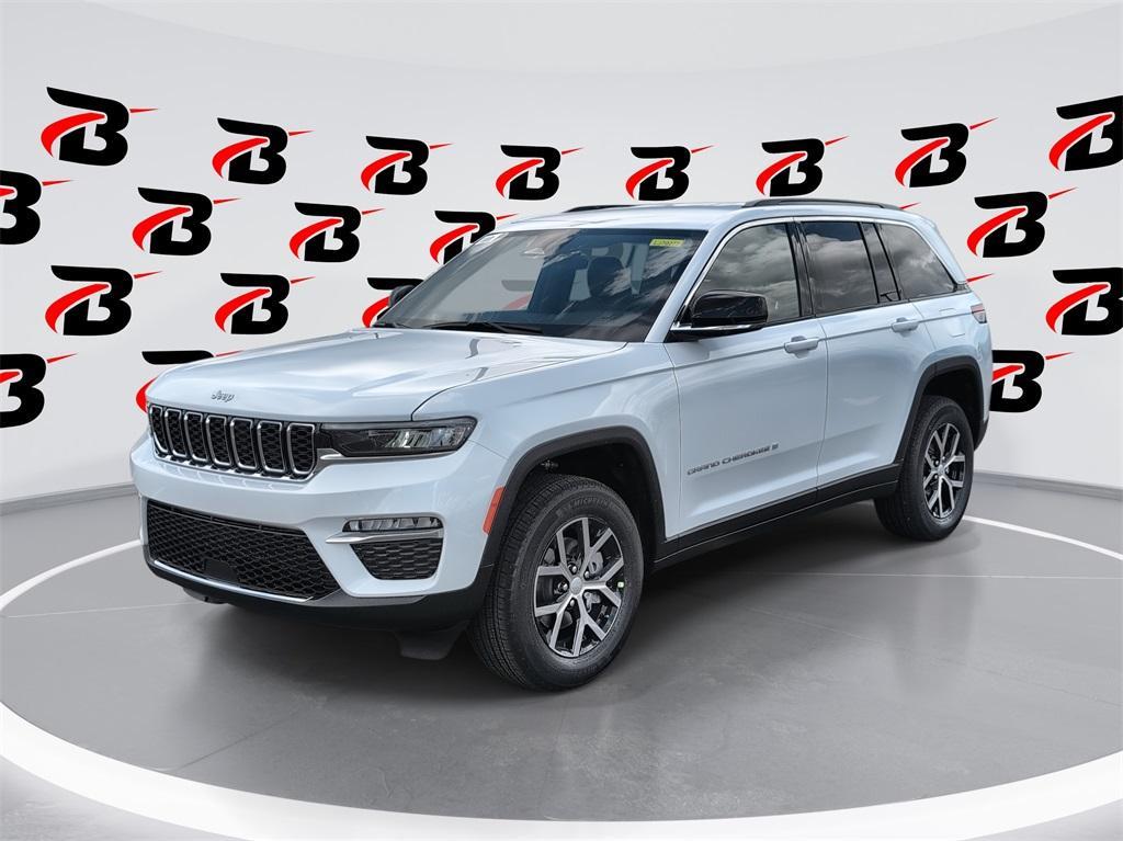 new 2025 Jeep Grand Cherokee car, priced at $42,288