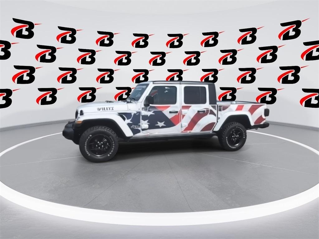 new 2025 Jeep Gladiator car, priced at $43,962