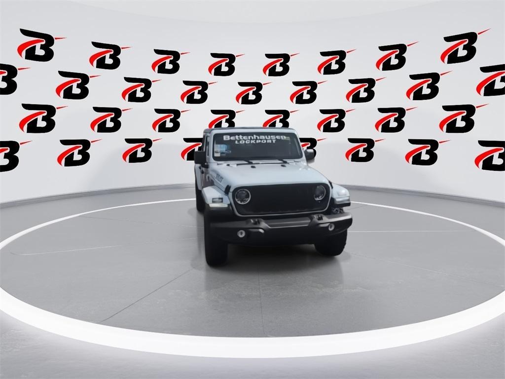 new 2025 Jeep Gladiator car, priced at $43,962