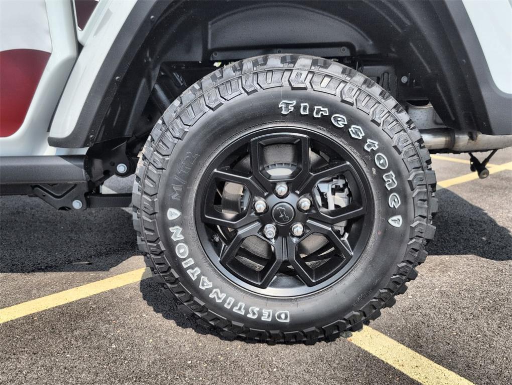 new 2025 Jeep Gladiator car, priced at $43,962