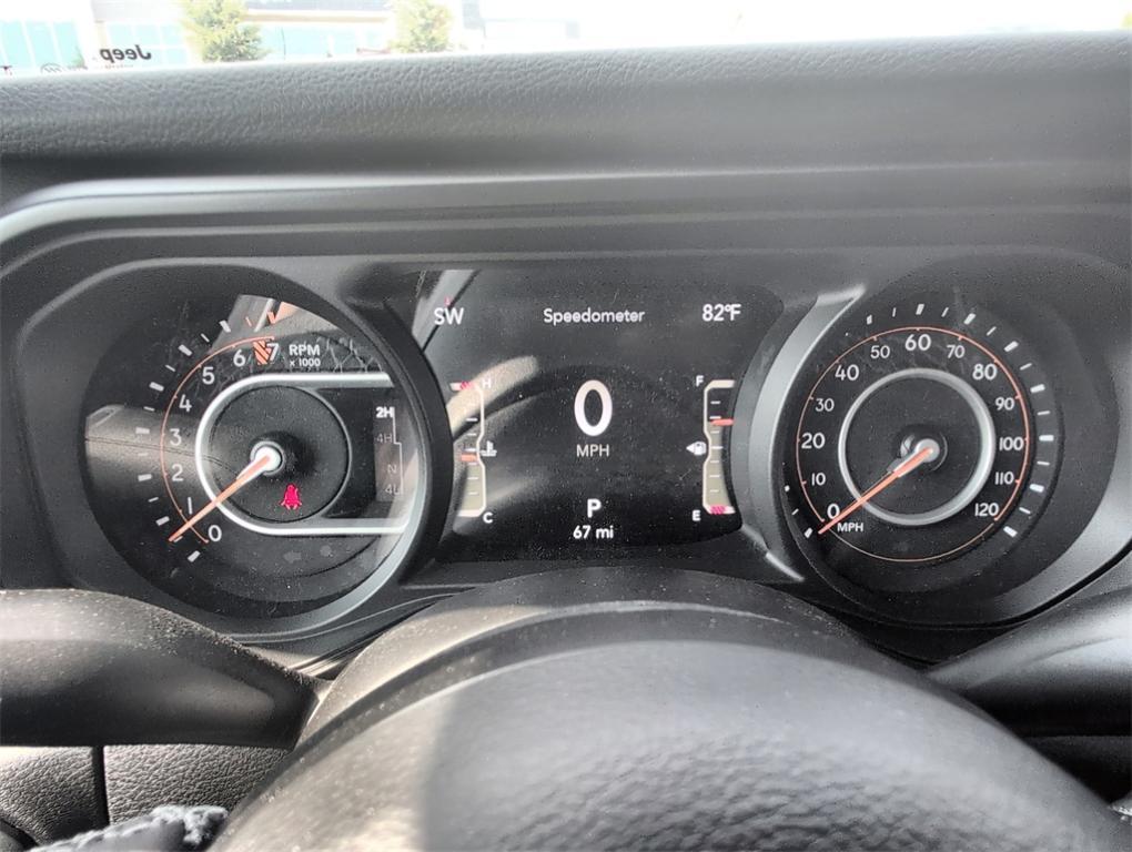 new 2025 Jeep Gladiator car, priced at $43,962
