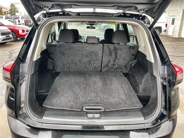 used 2025 Nissan Rogue car