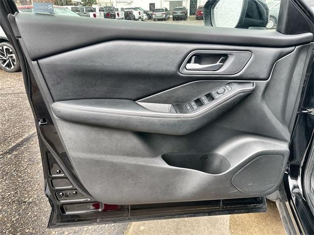 used 2025 Nissan Rogue car