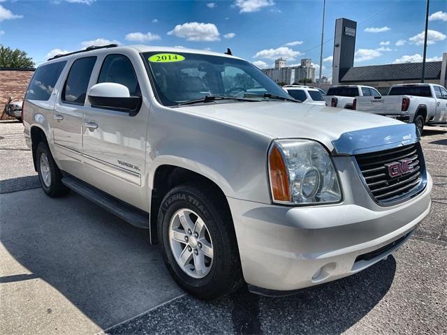 used 2014 GMC Yukon XL car, priced at $15,995