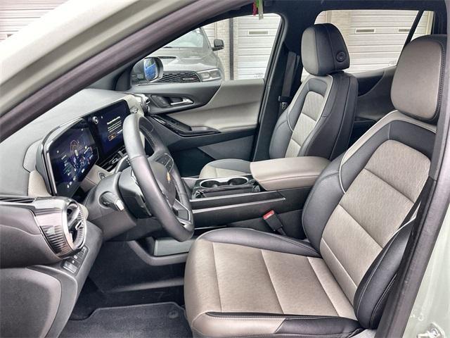 used 2025 Chevrolet Equinox car, priced at $29,859