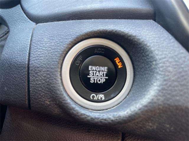 used 2016 Chrysler 200 car