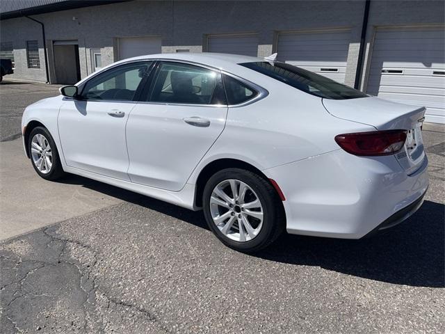 used 2016 Chrysler 200 car