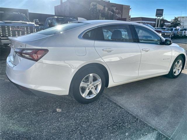 used 2022 Chevrolet Malibu car, priced at $18,230