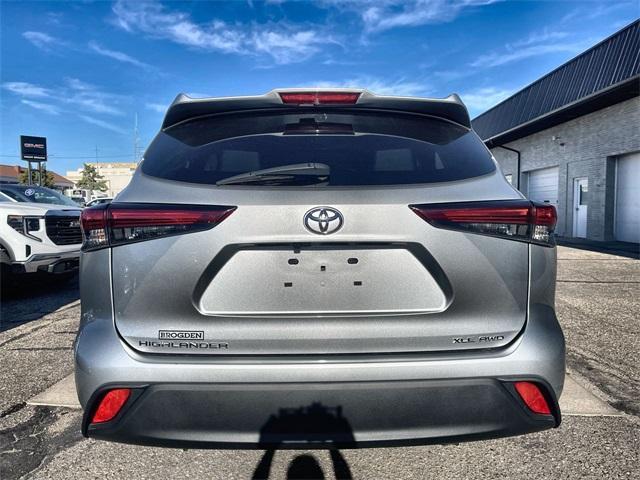 used 2023 Toyota Highlander car, priced at $37,993