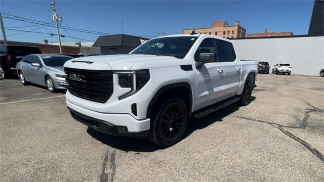 new 2024 GMC Sierra 1500 car, priced at $53,172