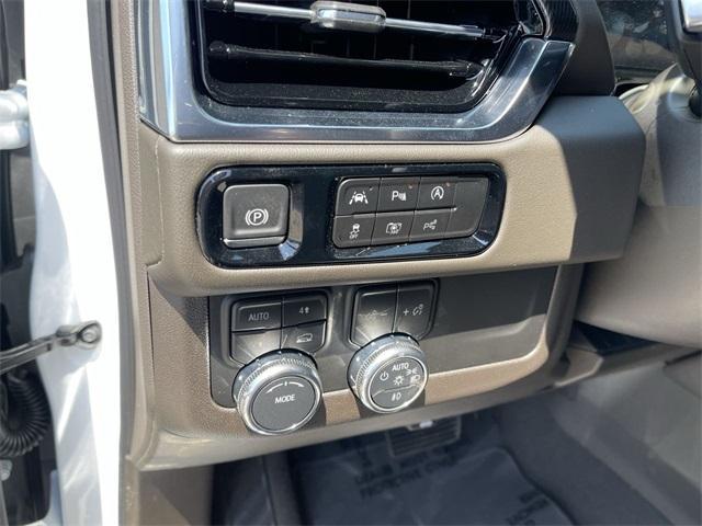 new 2025 GMC Yukon car, priced at $73,115