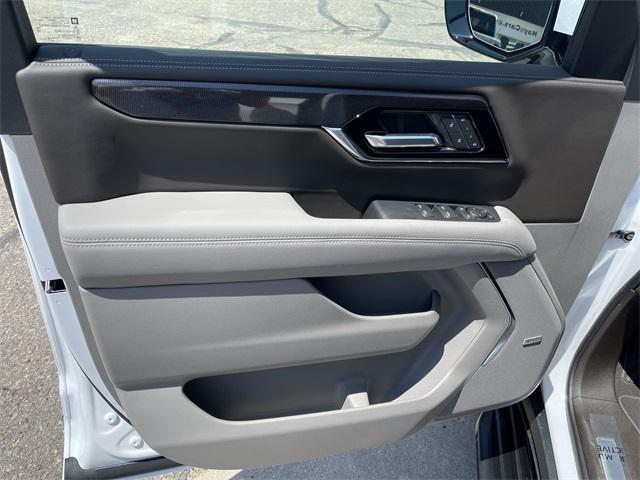 new 2025 GMC Yukon car, priced at $73,115