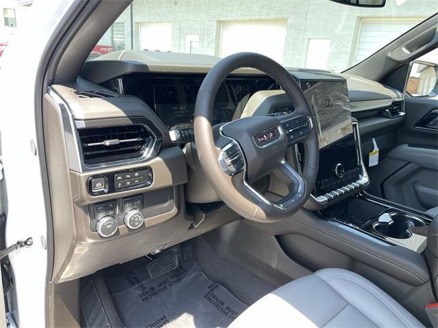 new 2025 GMC Yukon car, priced at $73,115