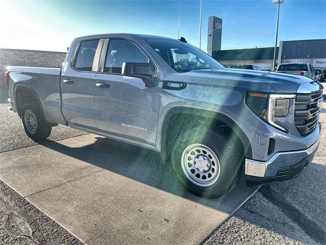 new 2025 GMC Sierra 1500 car, priced at $46,270