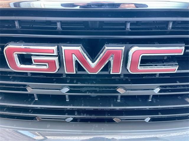 new 2025 GMC Sierra 1500 car, priced at $46,270