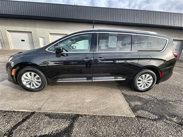 used 2019 Chrysler Pacifica car, priced at $15,825