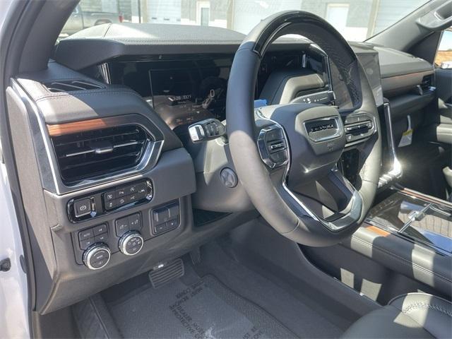 new 2025 GMC Yukon car, priced at $96,675