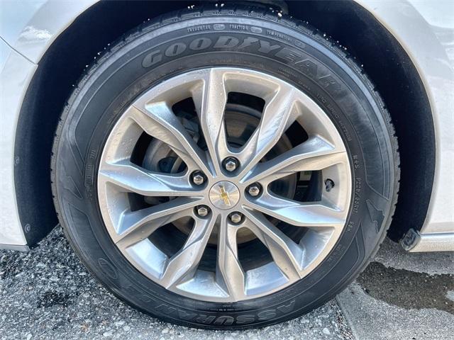 used 2023 Chevrolet Malibu car, priced at $19,242