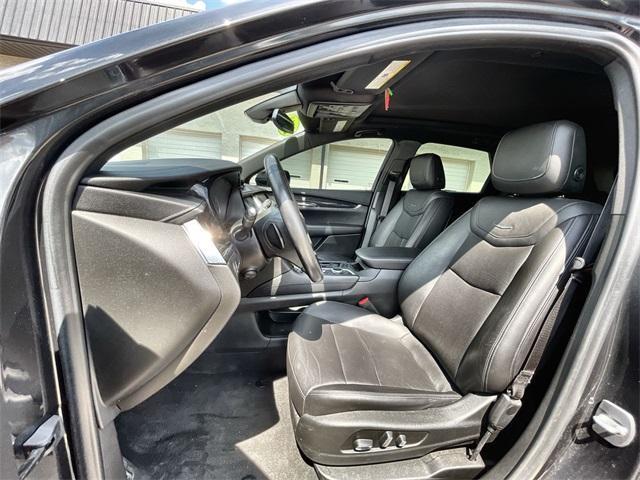 used 2020 Cadillac XT5 car, priced at $29,995