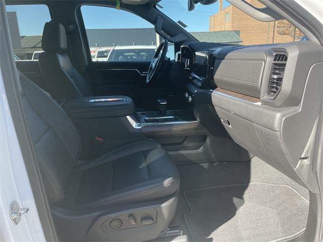 used 2022 GMC Sierra 1500 car, priced at $42,877