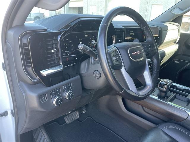 used 2022 GMC Sierra 1500 car, priced at $42,877