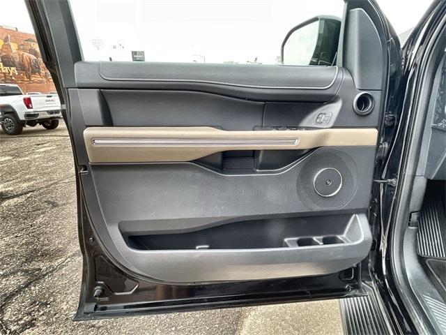 used 2024 Ford Expedition car, priced at $48,995