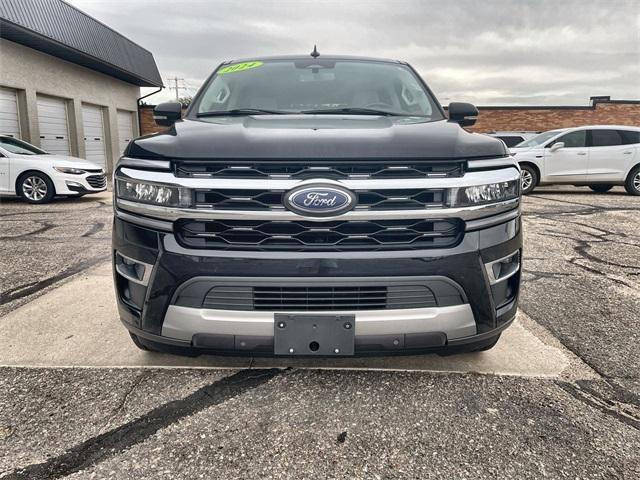used 2024 Ford Expedition car, priced at $48,995