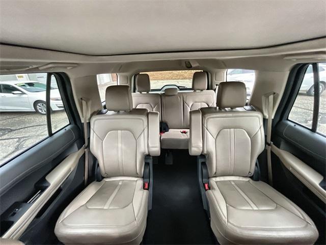 used 2024 Ford Expedition car, priced at $48,995