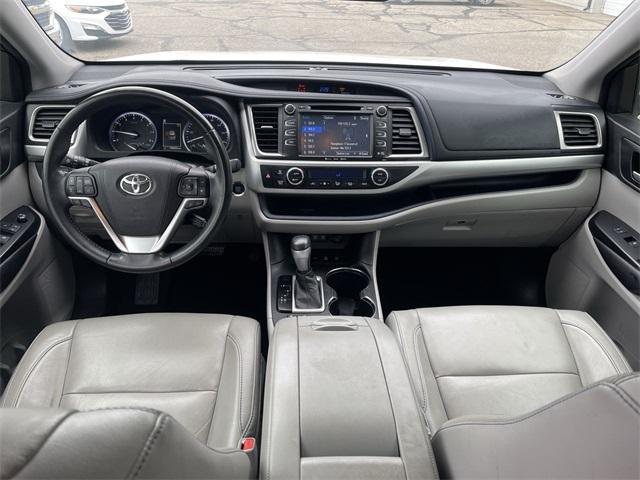 used 2017 Toyota Highlander car, priced at $24,495