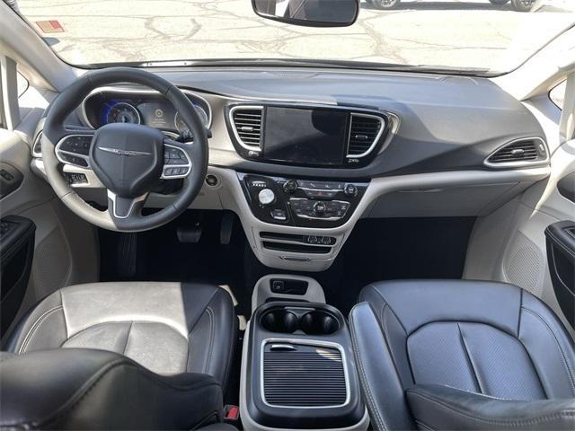 used 2023 Chrysler Pacifica car, priced at $24,995