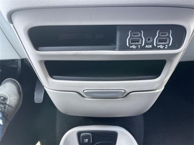 used 2023 Chrysler Pacifica car, priced at $24,995