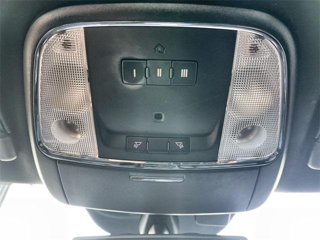 used 2014 Chrysler 300 car