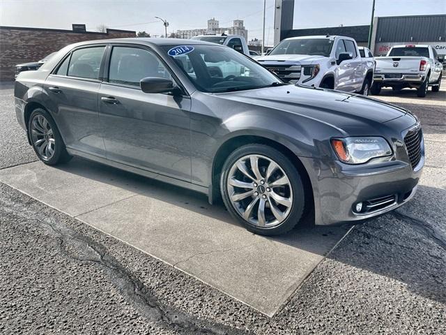 used 2014 Chrysler 300 car