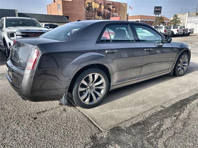 used 2014 Chrysler 300 car
