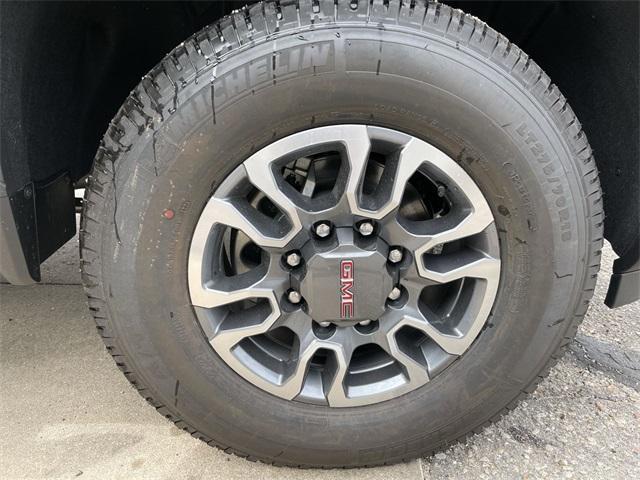new 2025 GMC Sierra 2500 car, priced at $62,600