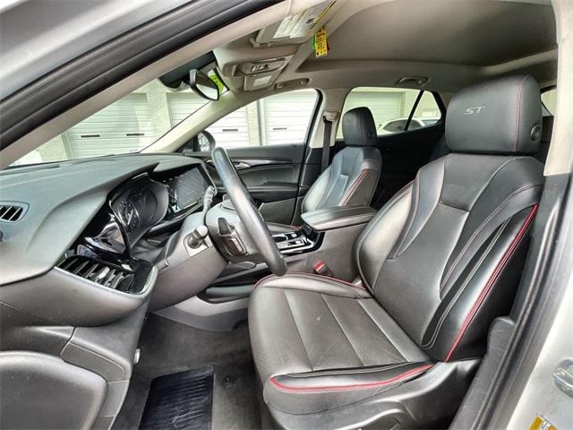 used 2023 Buick Envision car, priced at $24,995