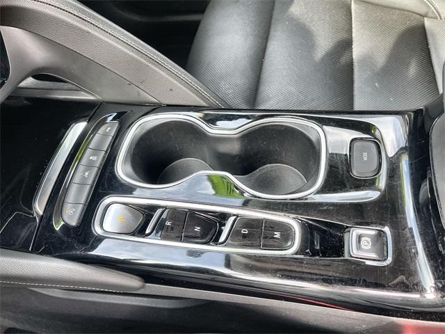 used 2023 Buick Envision car, priced at $24,995