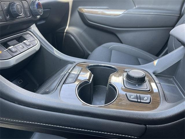 used 2023 GMC Acadia car, priced at $30,995