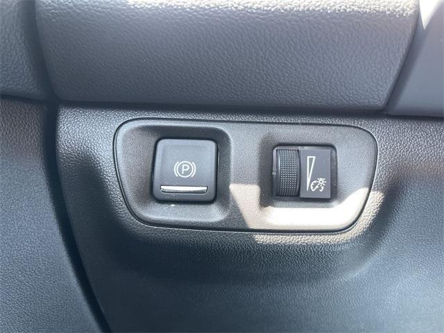 used 2023 GMC Acadia car, priced at $30,995