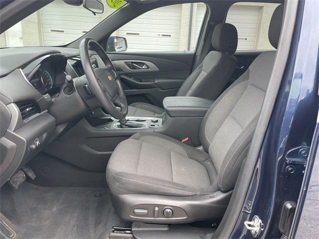used 2022 Chevrolet Traverse car, priced at $31,995