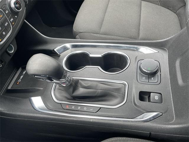 used 2022 Chevrolet Traverse car, priced at $31,995