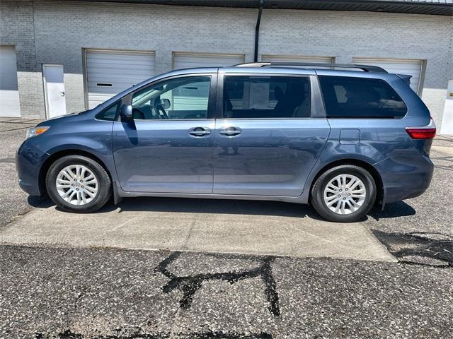 used 2017 Toyota Sienna car, priced at $19,135