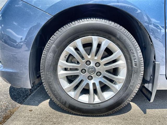 used 2017 Toyota Sienna car, priced at $19,135