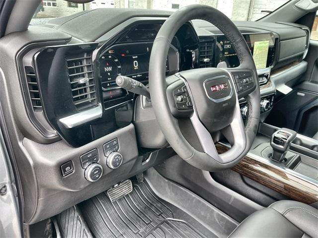 new 2025 GMC Sierra 1500 car, priced at $65,280