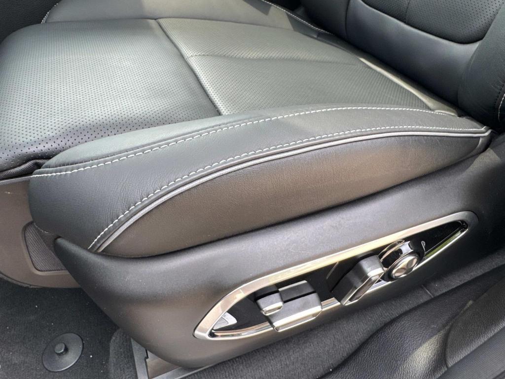new 2025 Jeep Grand Cherokee car, priced at $57,851