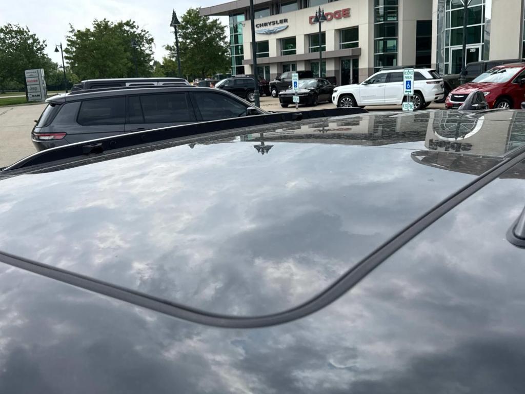 new 2025 Jeep Grand Cherokee car, priced at $57,851