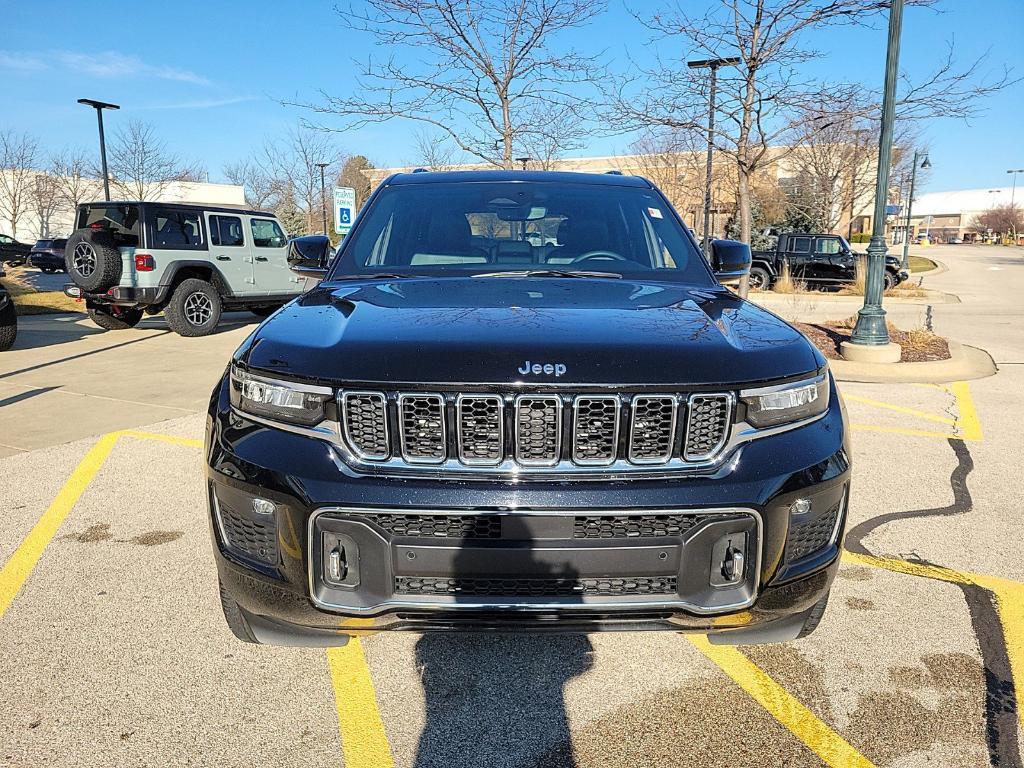 used 2023 Jeep Grand Cherokee car, priced at $42,594